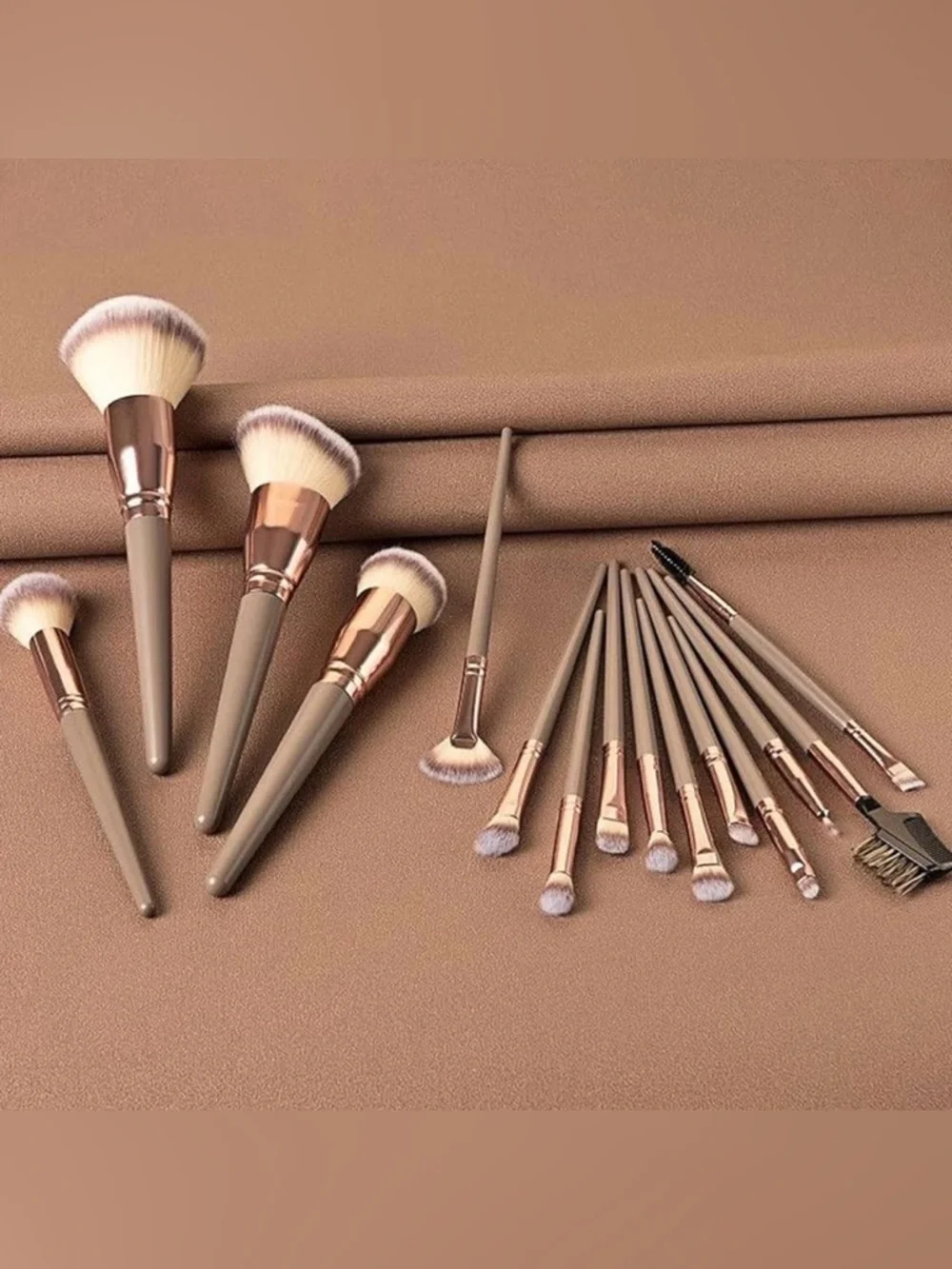 NWT~15pc Professional Makeup Full Face Brush & Case Set~Gray & Champagne Color